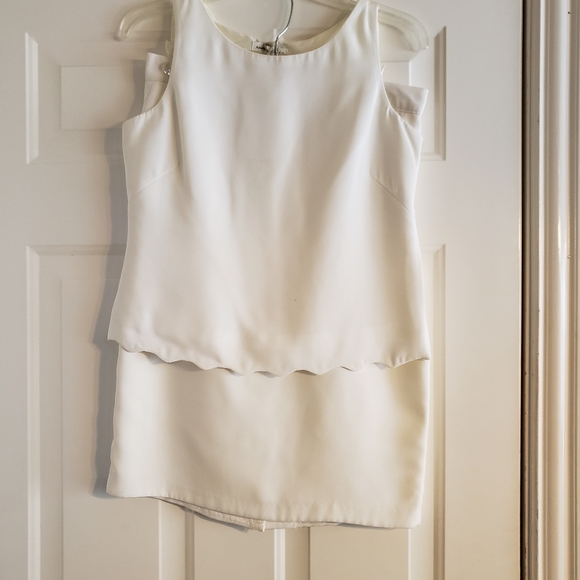 3 piece Skirt Suit - Picture 2 of 7